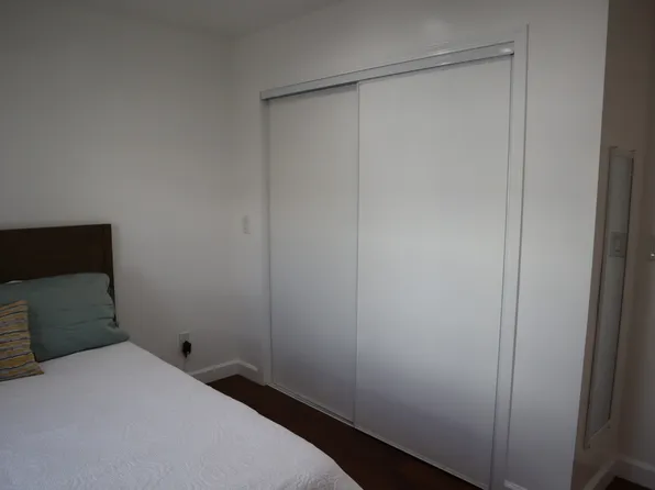 18600 Ingomar St, Reseda, CA 91335