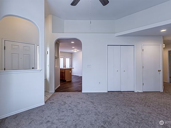 3rd image of 2516 168th St Court E