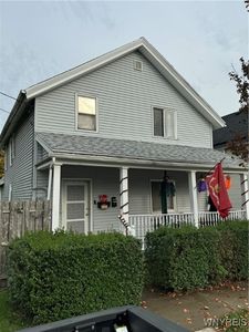 215 Thompson St, Buffalo, NY, 14207