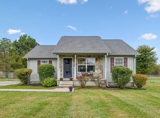 9 Callie Ln, Gordonsville, TN 38563
