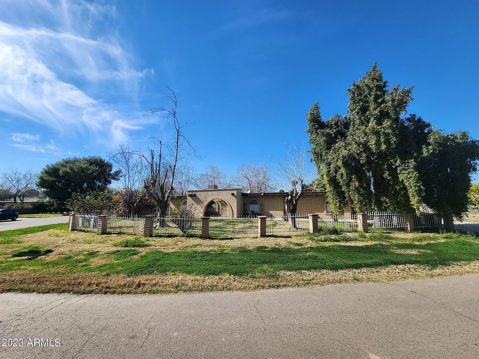 4 bed, 1914 sqft, $2,800 — Photo 1