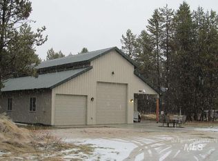 52/54 Sun Valley Pl, Cascade, ID 83611