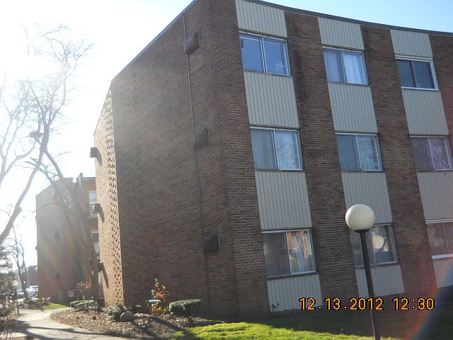 2nd image of 9716 S Karlov Ave