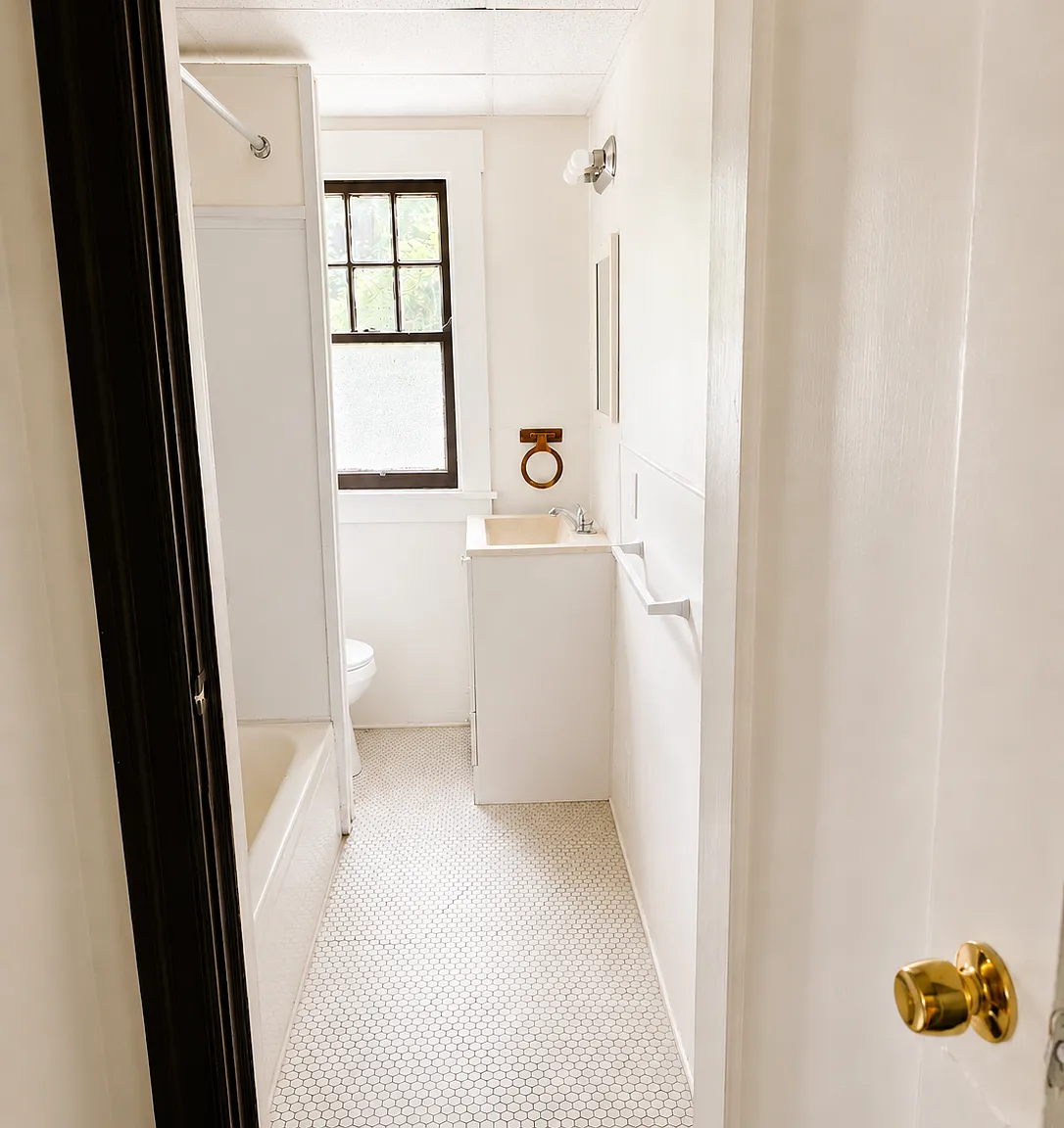 2 bed, $850 — Photo 2
