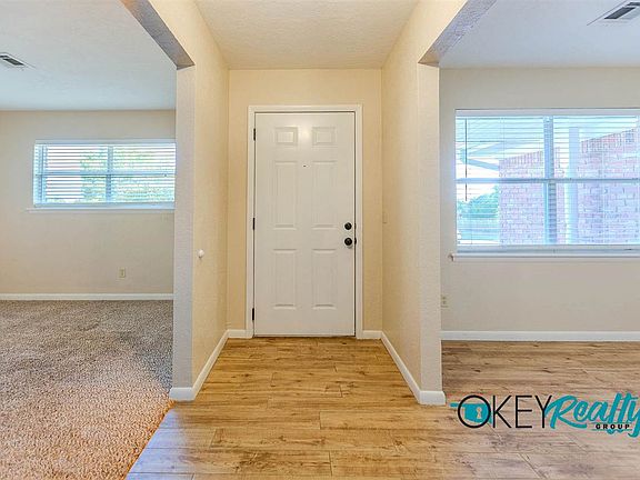 4th image of 4815 NW Cheryl Blvd