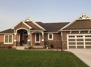 58326 Westleaf Manor Blvd, Elkhart, IN 46517