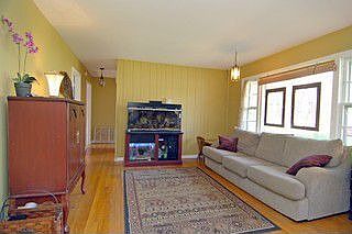 3rd image of 6N237 Oakwood Dr