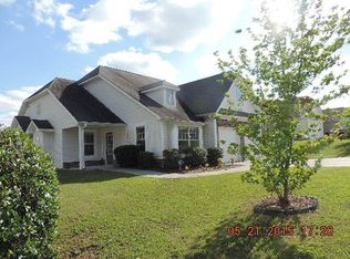 217 Fairgrove Ln, Fairburn, GA 30213