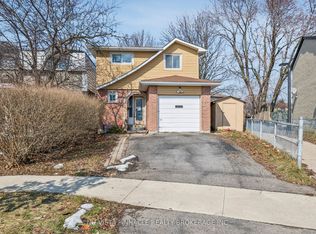 1627 Alwin Cir, Pickering, ON L1V 2W1