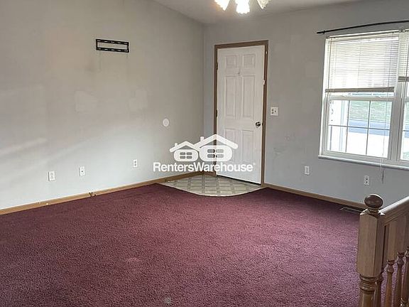 4th image of 2549 Oak Forest Dr