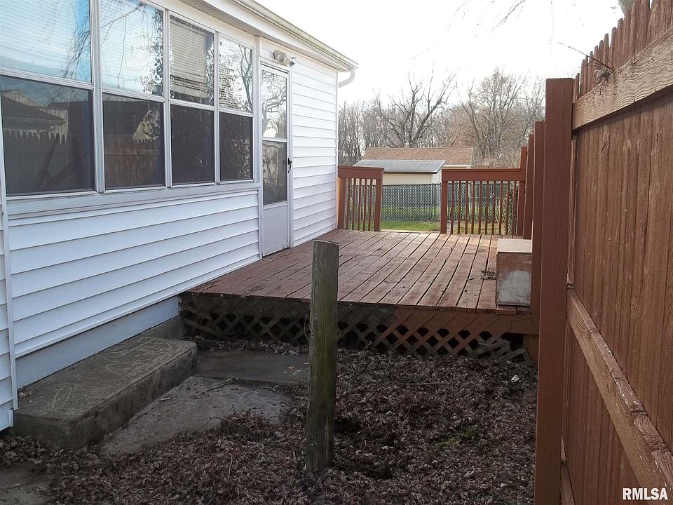 2nd image of 815 S 1st St