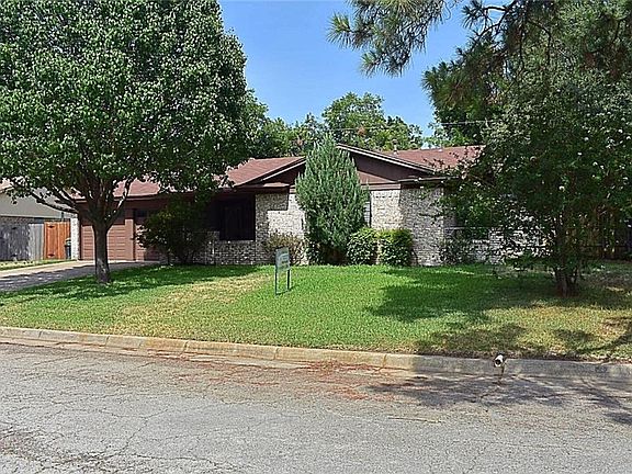 2nd image of 2505 San Diego Dr