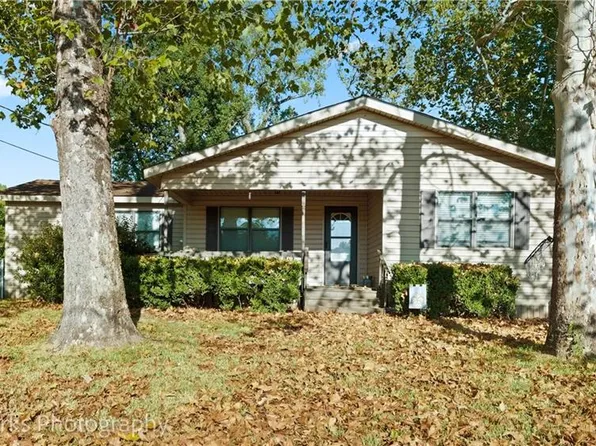111 Lacroix Rd, Pineville, LA 71360