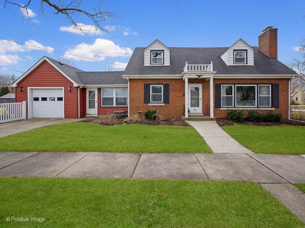 743 Community Dr, La Grange Park, IL 60526