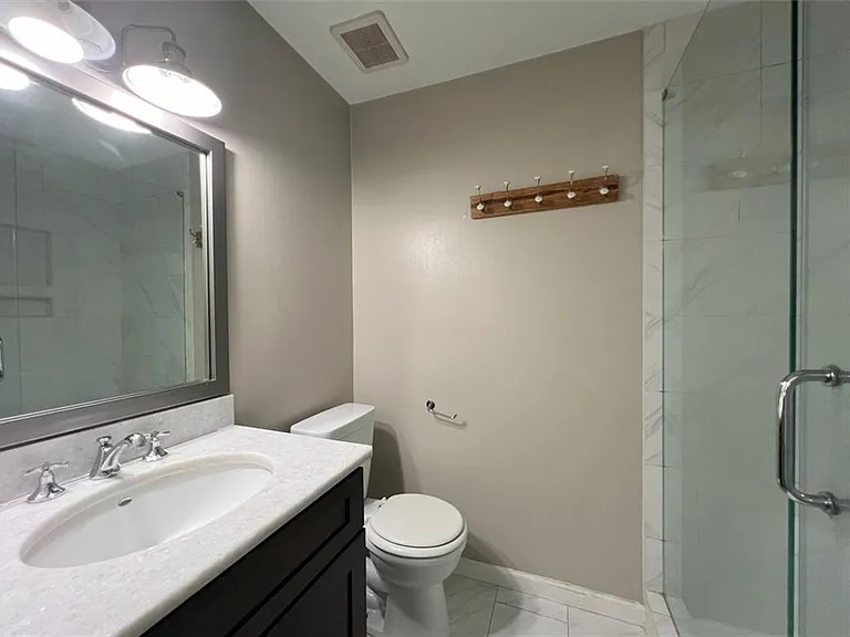 3312 Pine Heights Dr NE — Photo 17