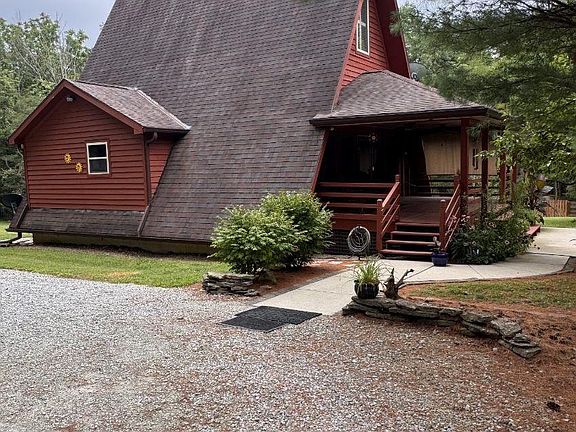 4th image of 3582 Lucas Rd