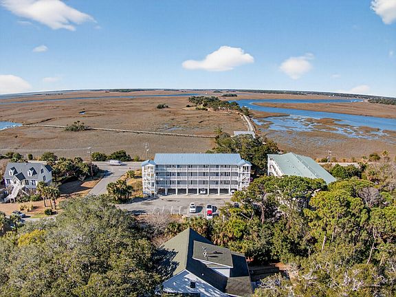 4th image of 2262 Folly Rd APT 1G