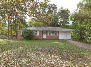 3801 Pinedale Dr SW, Huntsville, AL 35805