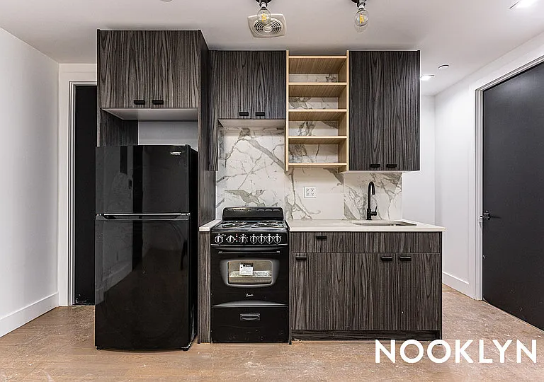 1189 Broadway #3B — Photo 2