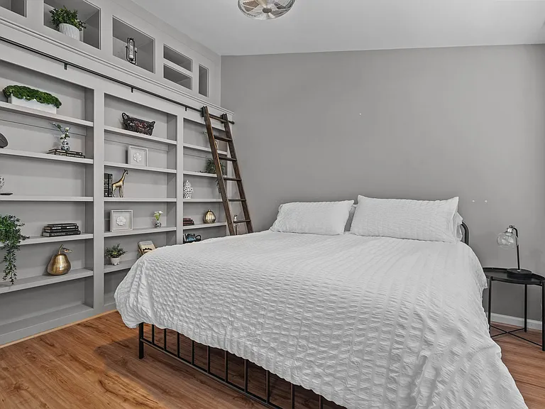 4134 Brenmar Ln — Photo 20