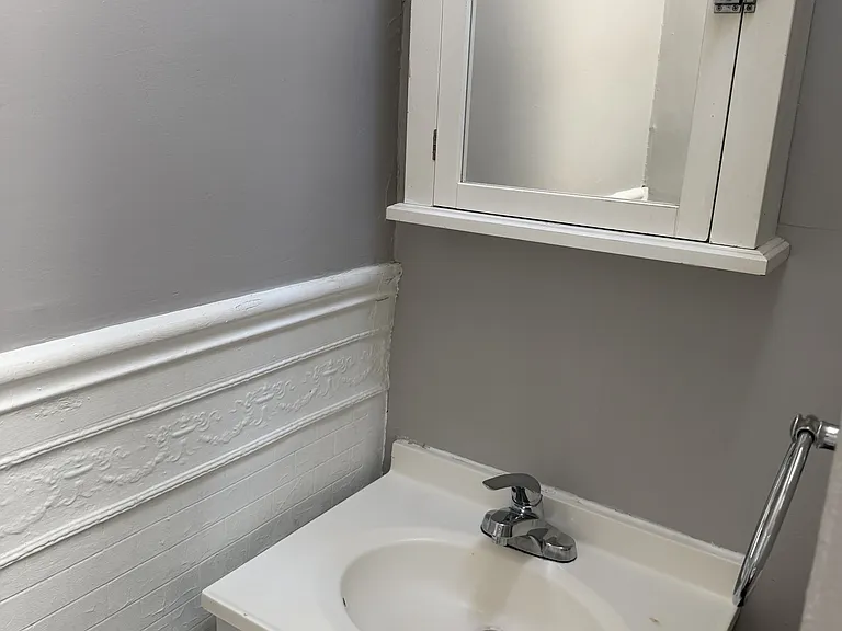 6529 Torresdale Ave #2 — Photo 7