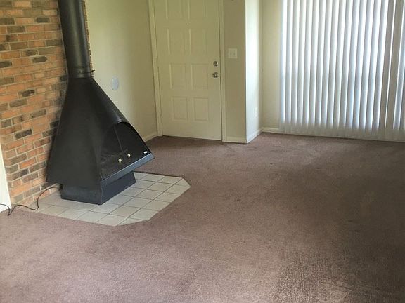 2nd image of 4051 SE 21st Ct APT B