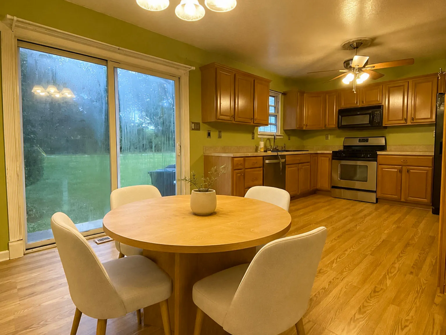 3 bed, 1500 sqft, $1,795 — Photo 4