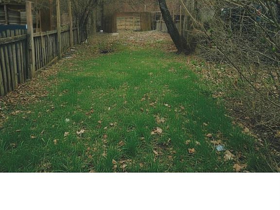 2nd image of 202 City Terrace
