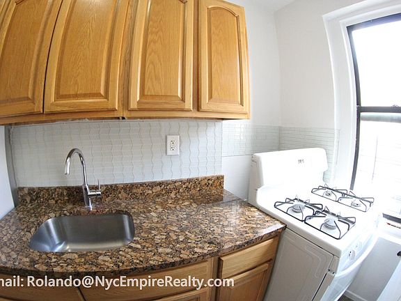 3rd image of 541 Union Ave #4A-1