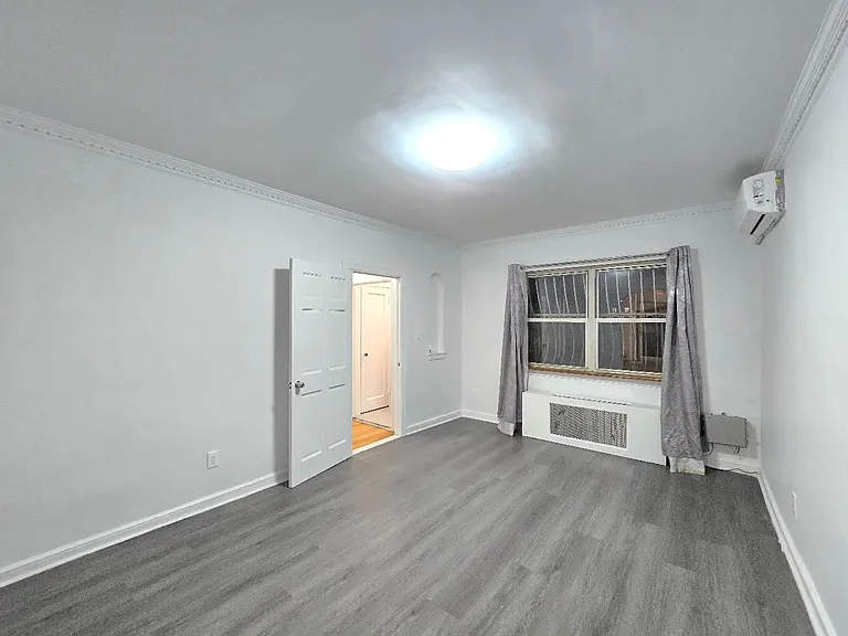 1534 64th St — Photo 29