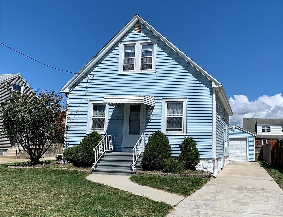 1st image of 72 Stearns St