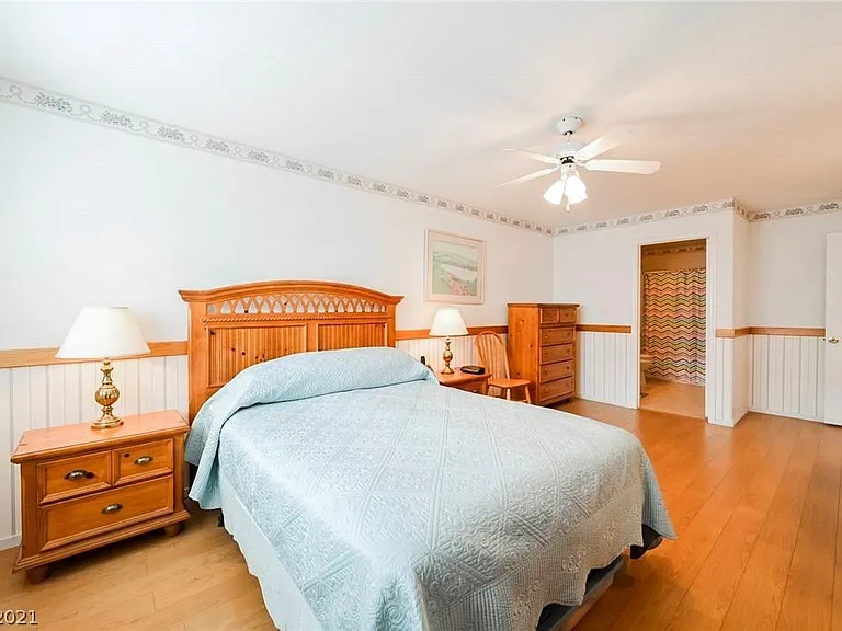 824 Radiant Star St — Photo 14