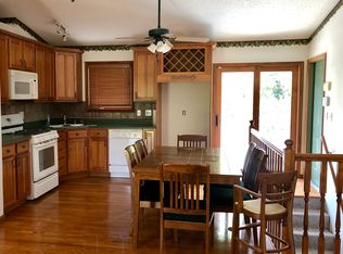 3417 Henry Dr, Imperial, MO 63052