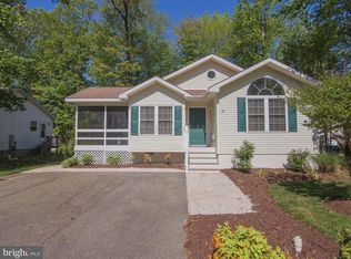 24 Nottingham Ln, Ocean Pines, MD 21811