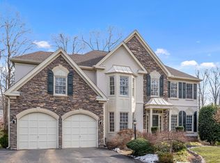 4255 Hollow Ridge Ct, Woodbridge, VA 22192