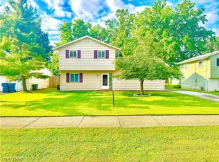 38102 Parkway Blvd, Willoughby, OH 44094
