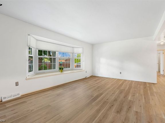 2nd image of 2900 Pease Dr APT 216