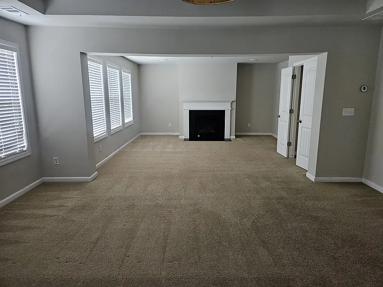 3263 Baylor Cir — Photo 11