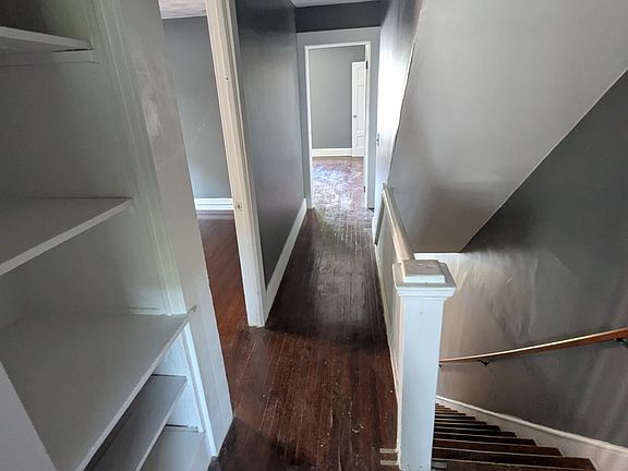 5th image of 223-225 Rosewood Ter #223