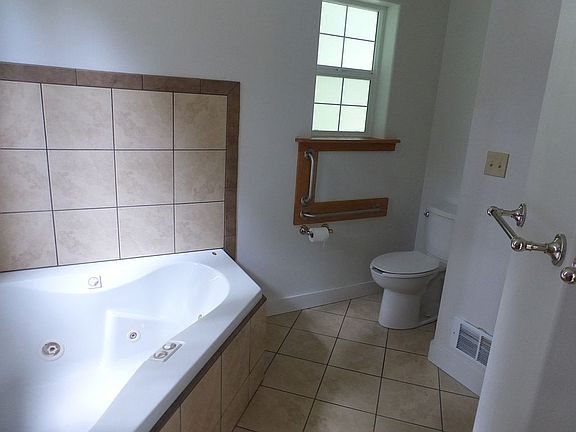 master bath with shower