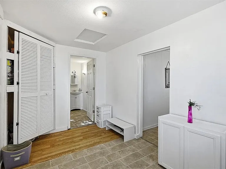 1405 S Flagler Ave — Photo 13