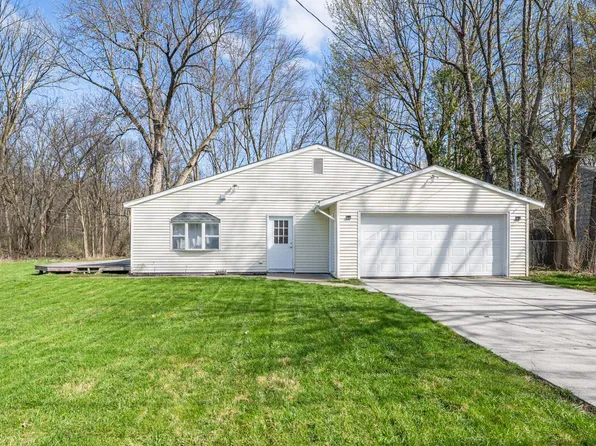 1475 Remus St, Kalamazoo, MI 49004