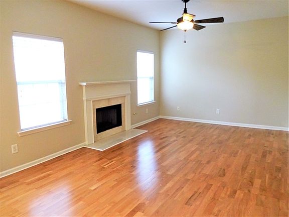 3rd image of 2071 Atkinson Park Dr
