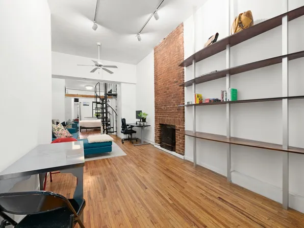 217 West 14th Street image 2 of 6