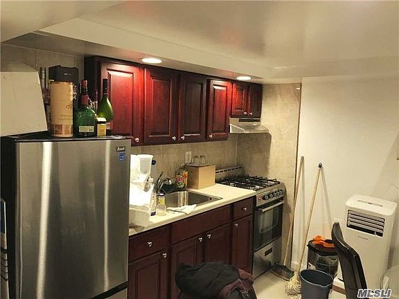 3rd image of 14945 114th St