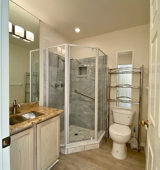 10960 Ashton Ave #306 — Photo 8