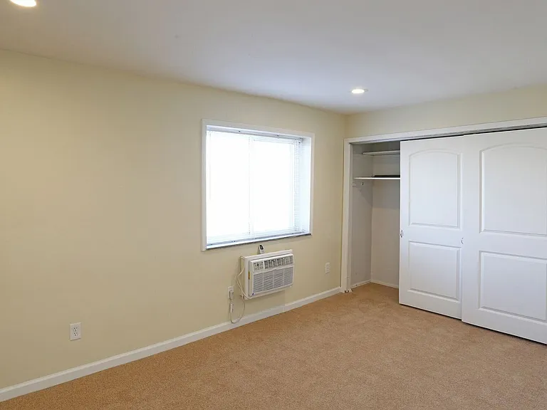 5458 Beechmont Ave #212 — Photo 7