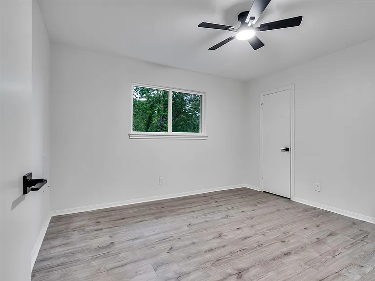 4023 Laverock Rd — Photo 26