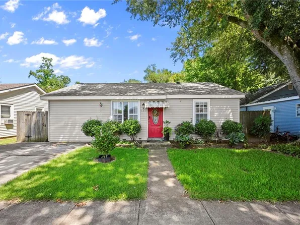 121 Gassen St, Luling, LA 70070