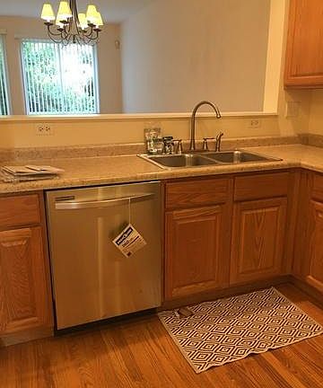 5th image of 3011 Kentshire Cir